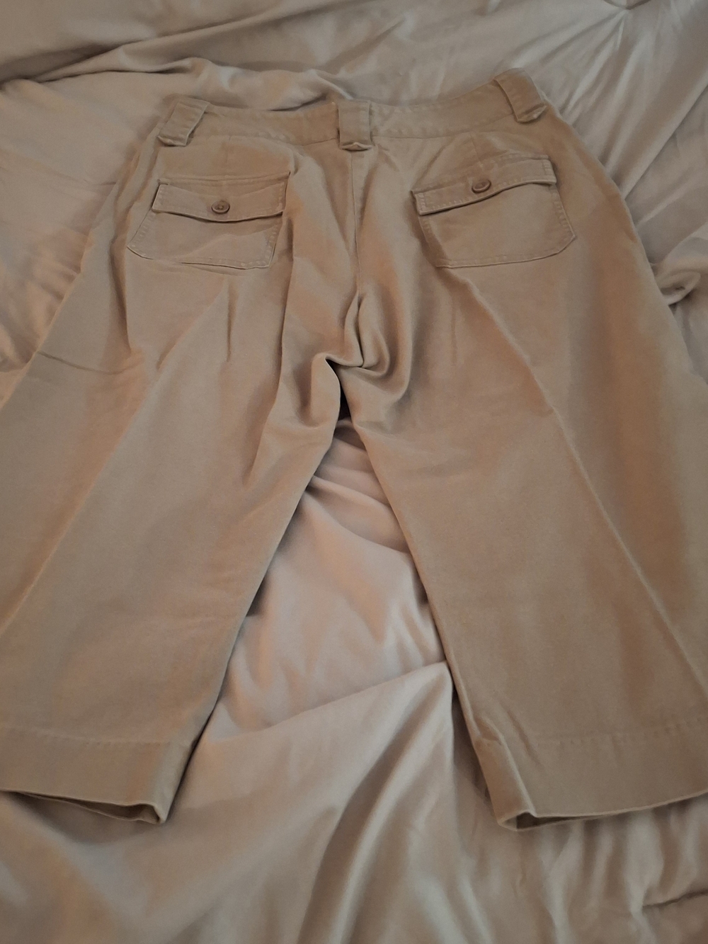 Larry Levine Women’s Khaki Wide-Leg Crop Pants — Tan - Picture 6 of 7